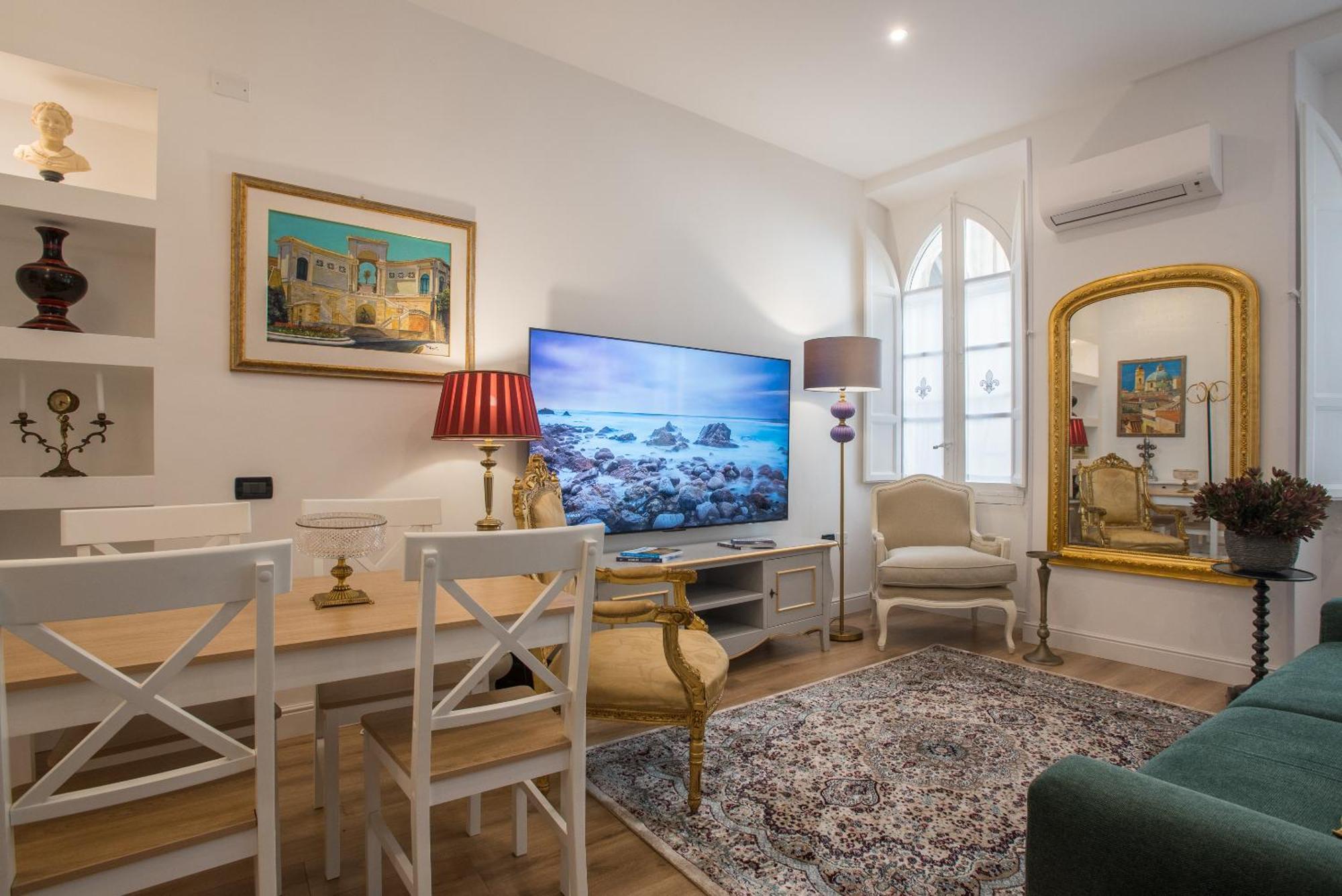 Apartment In The City Centre Cagliari Esterno foto
